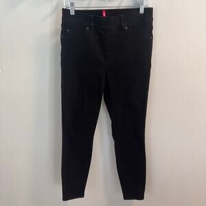 Spanx Black Pull-on Skinny Jeans Size M